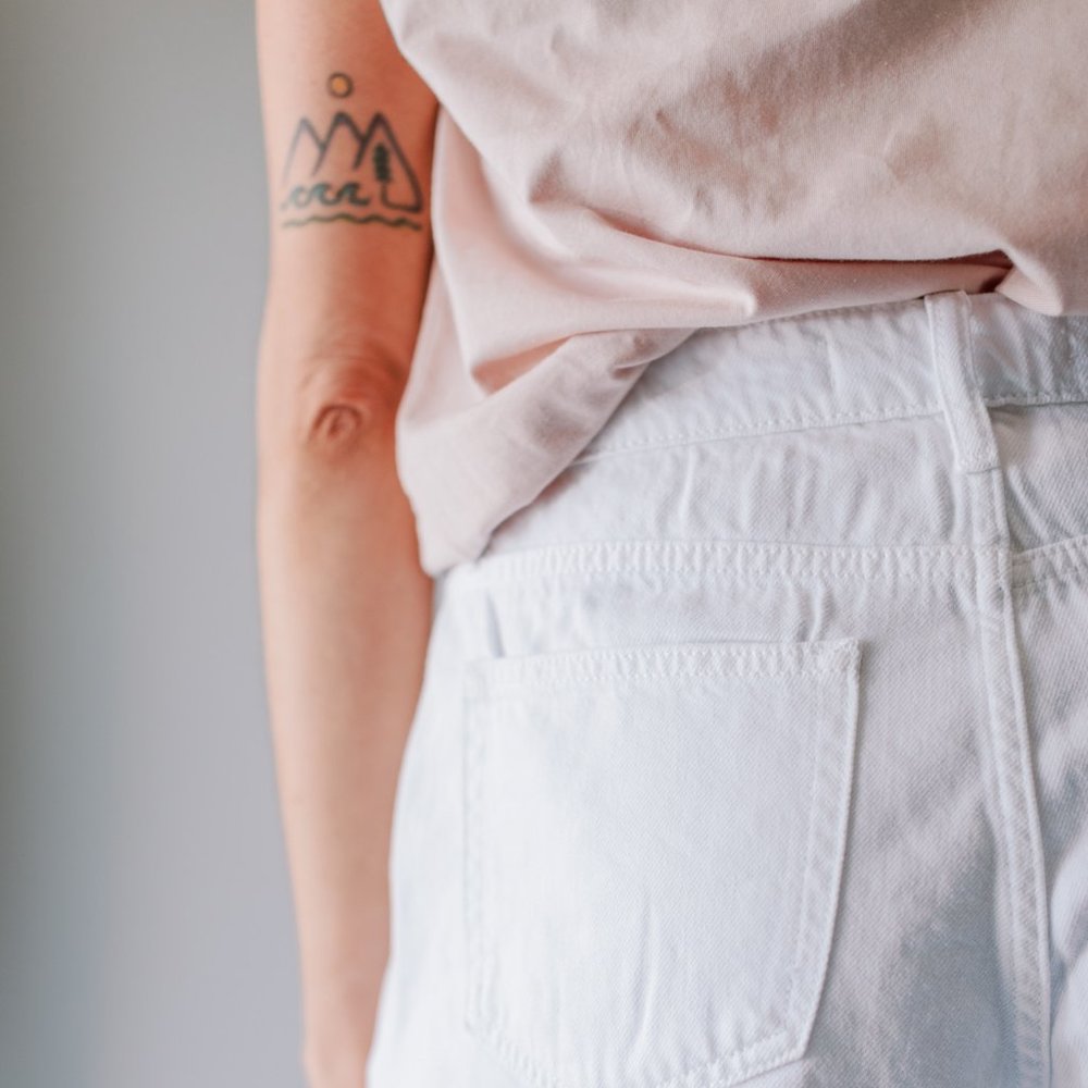 🆕 BLUSH ROSE TEE - Picture 11 of 11